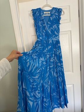 Blue Tropical-Print Ruffle Sleeve Maxi Dress, size 2